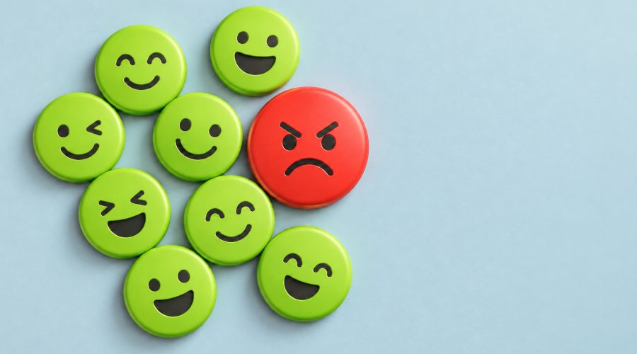 How to Handle Negative Airbnb Reviews
